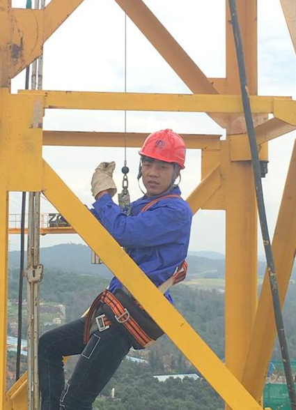 塔式起重機(jī)之中的安全防墜器